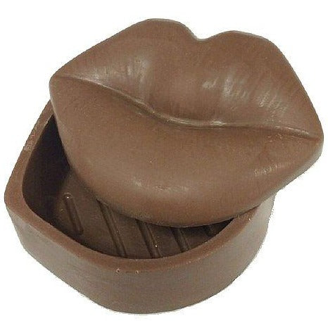 Lip Box